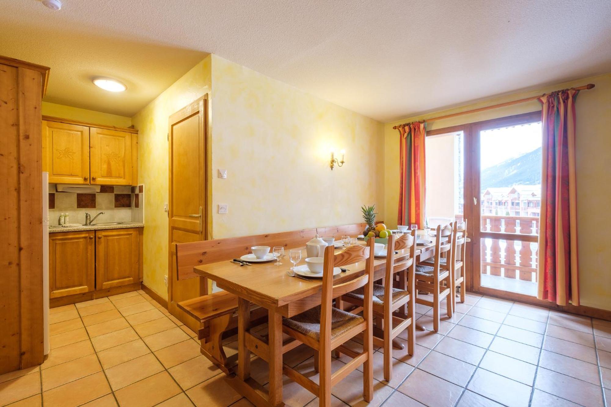 Residence Les Balcons De Val Cenis Le Haut Ланслевиллар Экстерьер фото